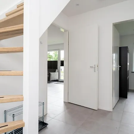 Holiday Apartment *