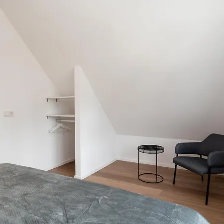 Apartment Holiday *